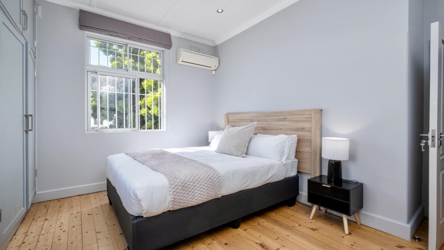 4 Bedroom Property for Sale in Bantry Bay Western Cape